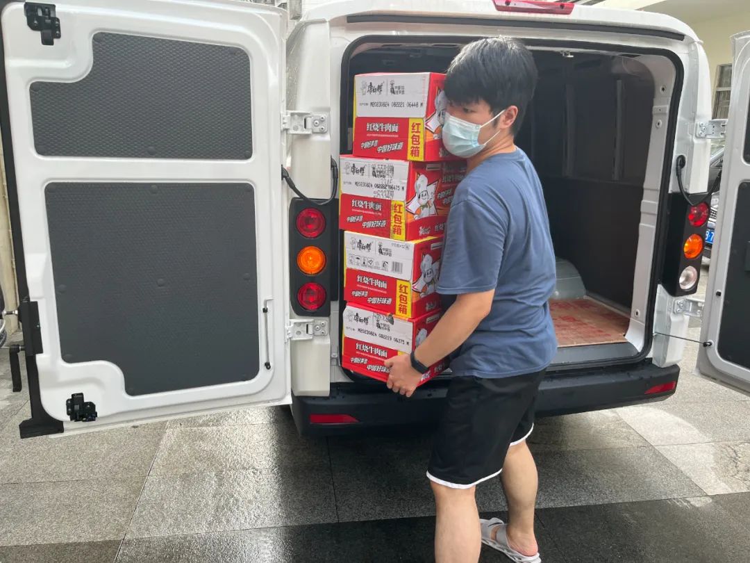 全力以赴，防洪防汛丨中裝建設(shè)積極支援防洪防汛一線